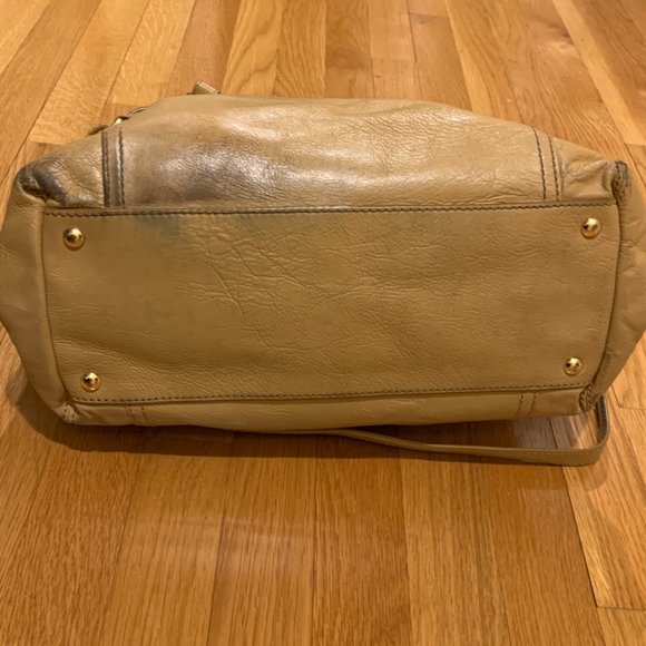 Michael Kors Tan Leather Gansevoort Tote Bag - Picture 6 of 15